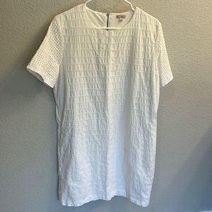 Gap short sleeve eyelet shift dress. Size 12. Great condition no stains